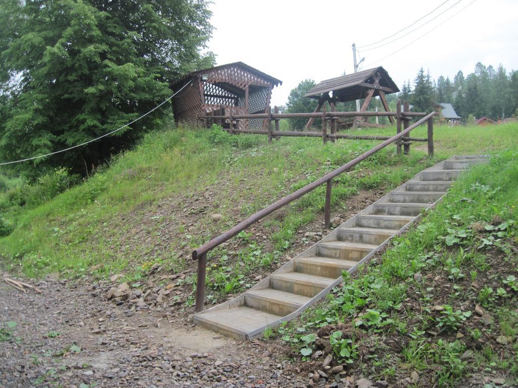 Guest House Stari Druzy Slavske Exterior photo